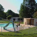 Les Craoues مكان تخييم Capvern