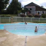 مكان تخييم Les Craoues Capvern