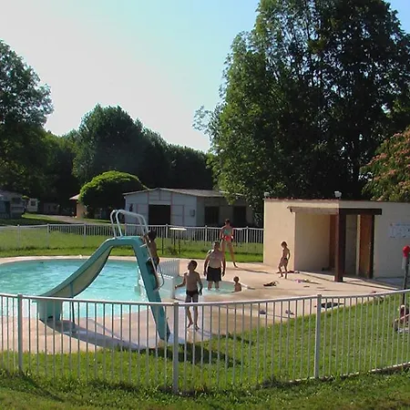 Les Craoues אתר קמפינג Capvern